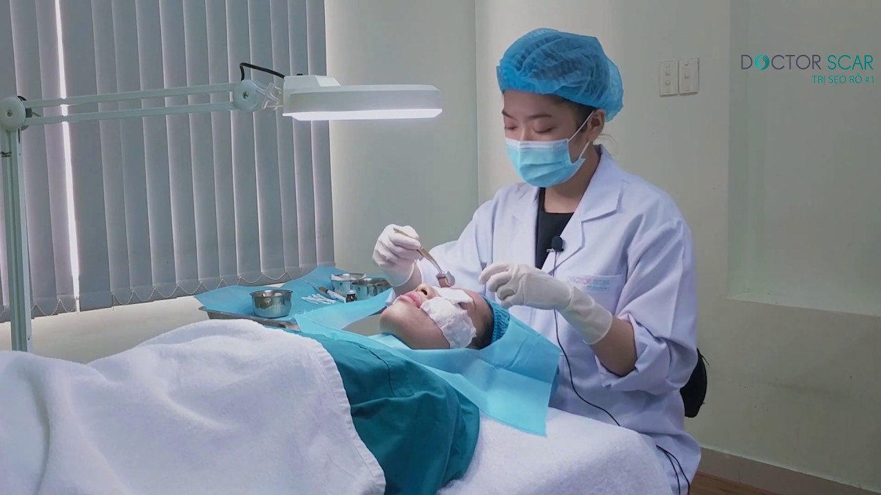 TRỊ SẸO RỖ PHƯƠNG PHÁP LĂN KIM KẾT HỢP SERUM CÔNG NGHỆ GEN 2.0 | DOCTOR SCAR